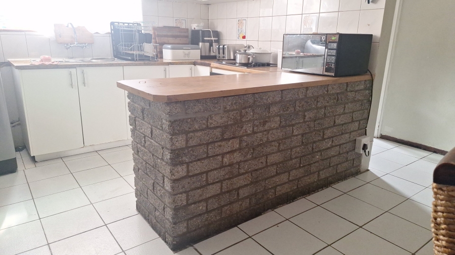 5 Bedroom Property for Sale in Retreat Western Cape
